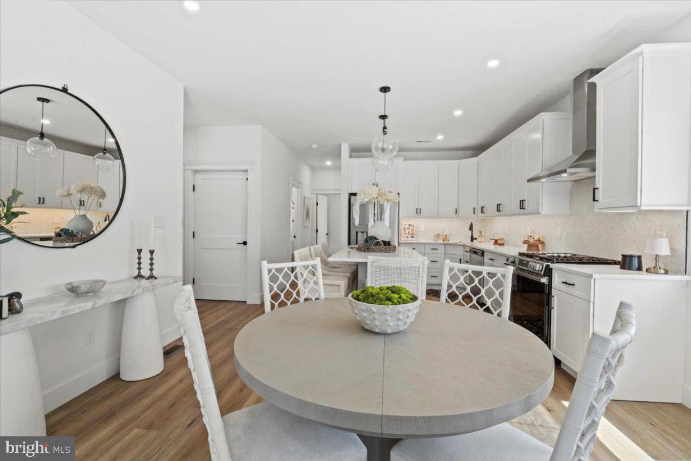 Wildwood Crest, New Jersey, 08260, United States, 5 Bedrooms Bedrooms, ,3 BathroomsBathrooms,Residential,For Sale,2000170