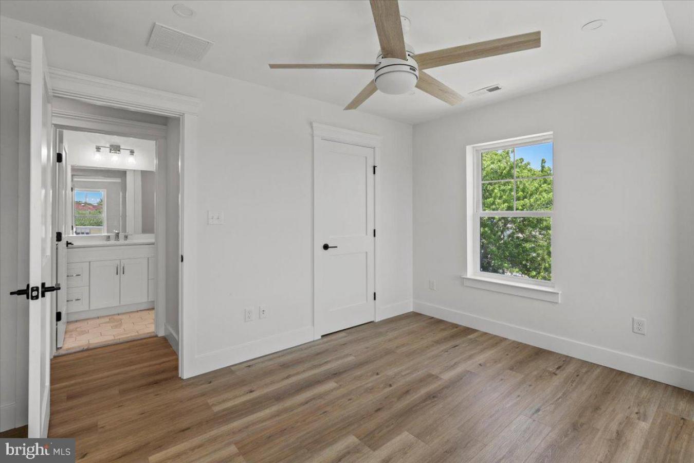 Wildwood Crest, New Jersey, 08260, United States, 5 Bedrooms Bedrooms, ,3 BathroomsBathrooms,Residential,For Sale,2000170