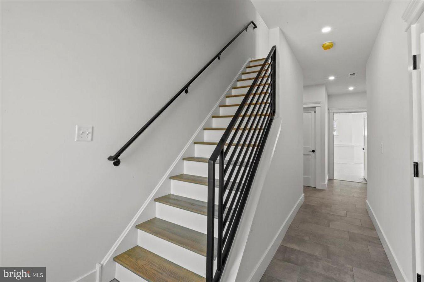 Wildwood Crest, New Jersey, 08260, United States, 5 Bedrooms Bedrooms, ,3 BathroomsBathrooms,Residential,For Sale,2000170