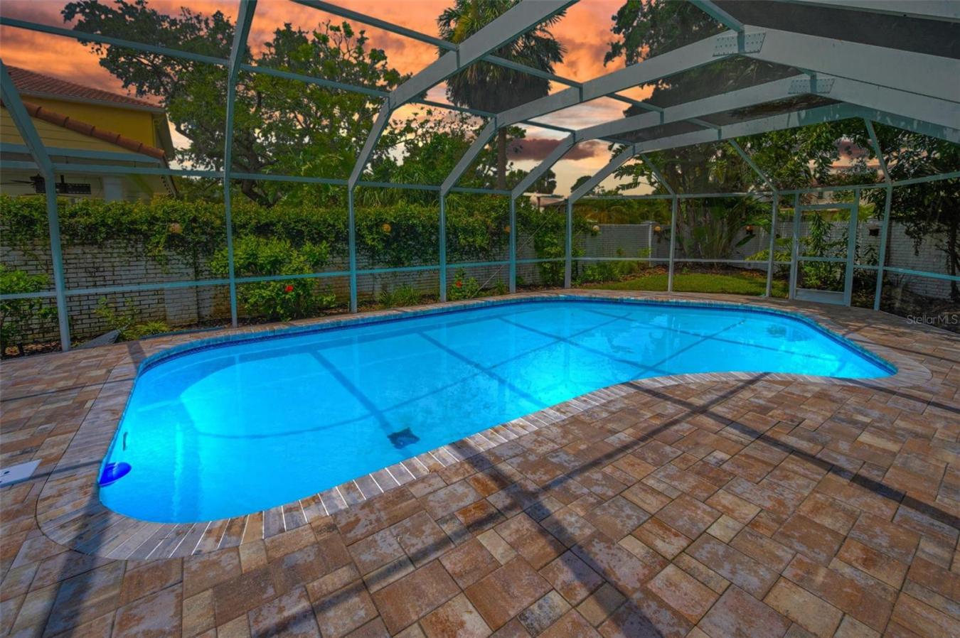 Tampa, Hillsborough, 33609, United States, 4 Bedrooms Bedrooms, ,3 BathroomsBathrooms,Residential,For Sale,1999538