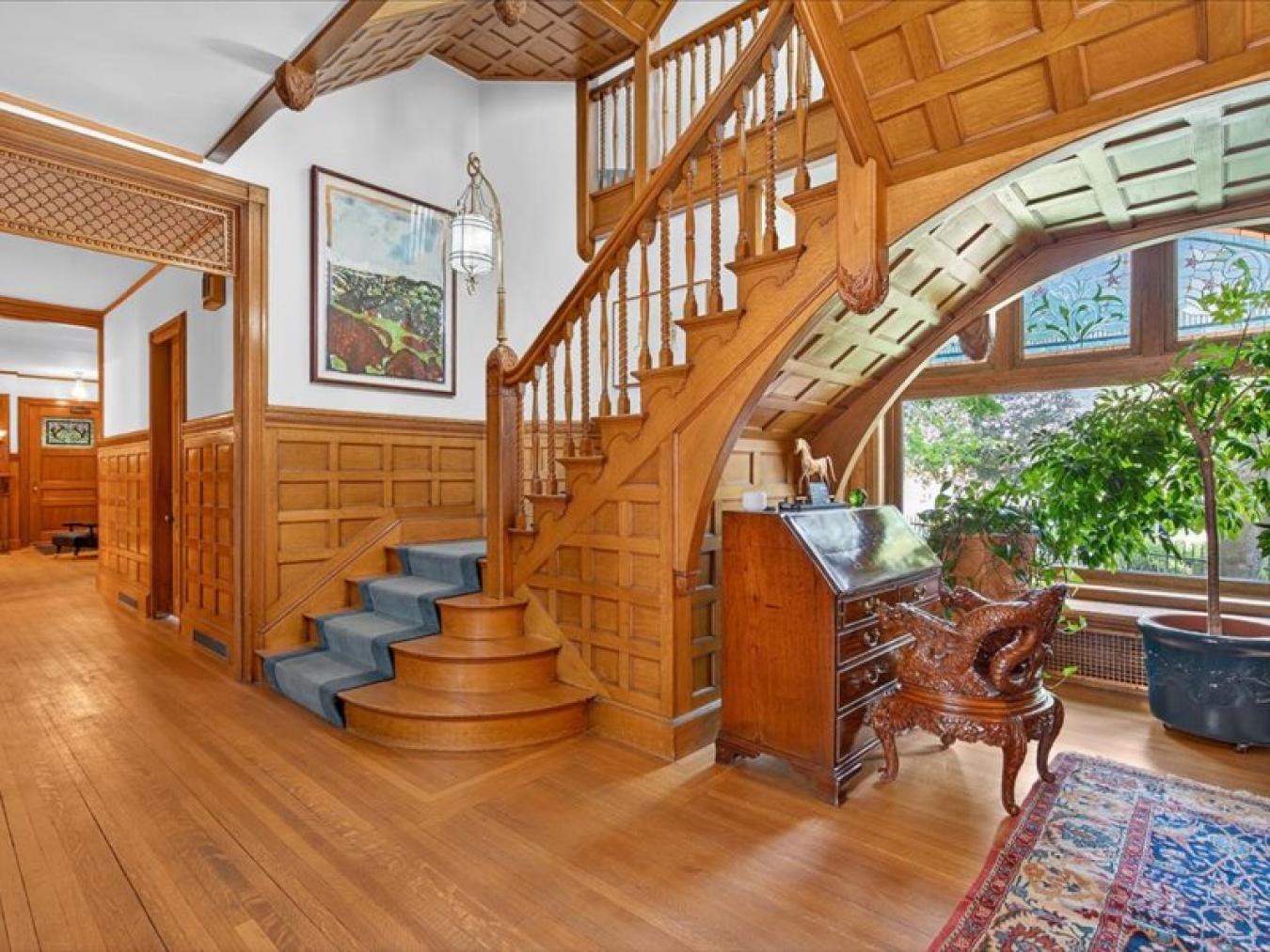 Saratoga Springs, Saratoga, 12866, United States, 8 Bedrooms Bedrooms, ,8 BathroomsBathrooms,Residential,For Sale,1999534