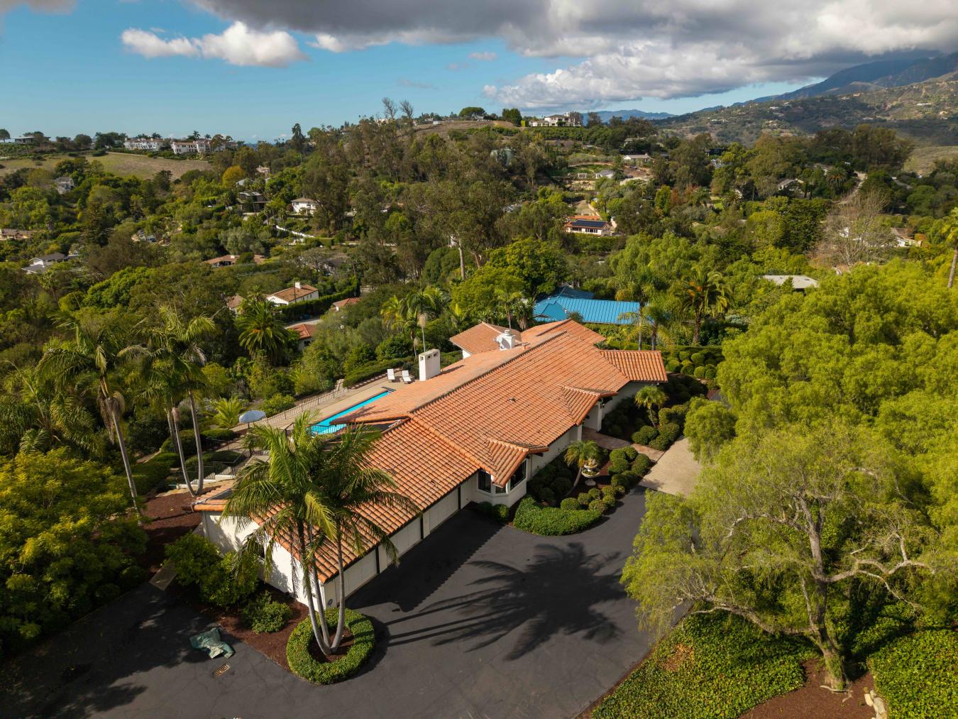 Montecito, Santa Barbara, 93108, United States, 4 Bedrooms Bedrooms, ,3 BathroomsBathrooms,Residential,For Sale,2000167