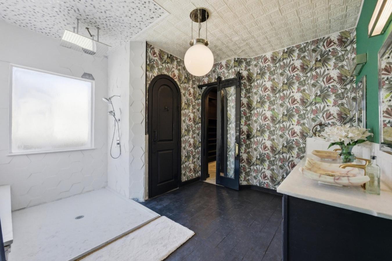 Austin, Travis, 78734, United States, 4 Bedrooms Bedrooms, ,4 BathroomsBathrooms,Residential,For Sale,2000163