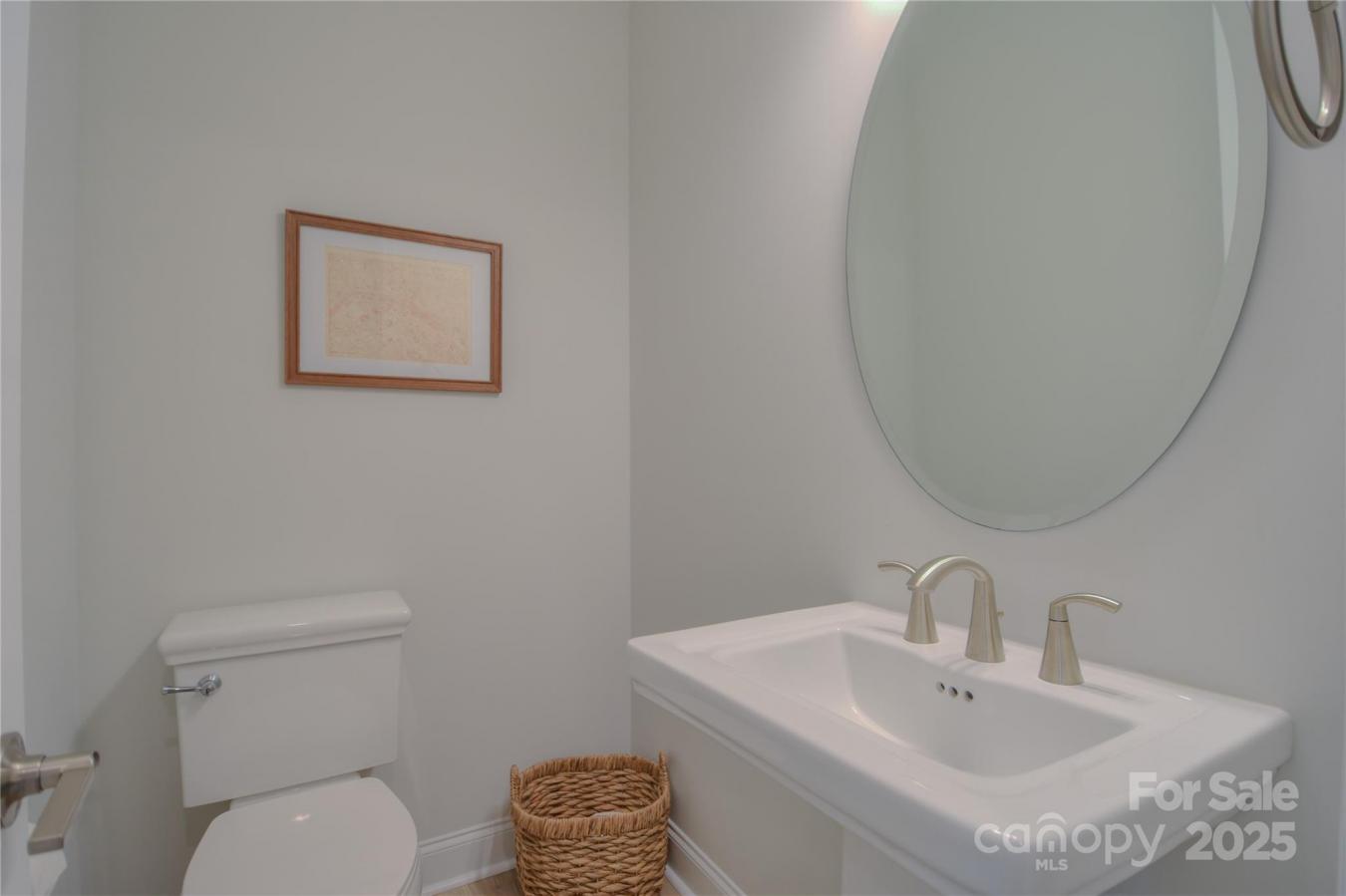 Charlotte, Mecklenburg, 28278, United States, 4 Bedrooms Bedrooms, ,3 BathroomsBathrooms,Residential,For Sale,2000156