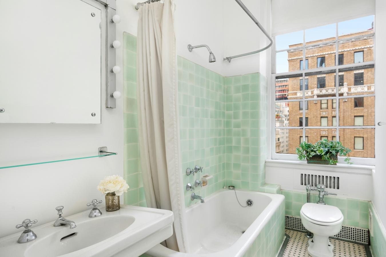 New York, New York, 10028, United States, 4 Bedrooms Bedrooms, ,6 BathroomsBathrooms,Residential,For Sale,2000153