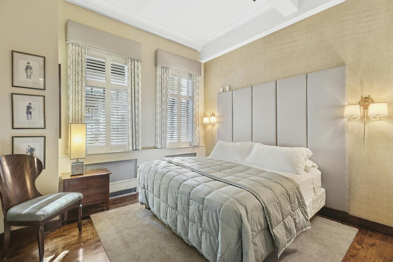 New York, New York, 10024, United States, 2 Bedrooms Bedrooms, ,2 BathroomsBathrooms,Residential,For Sale,2000150