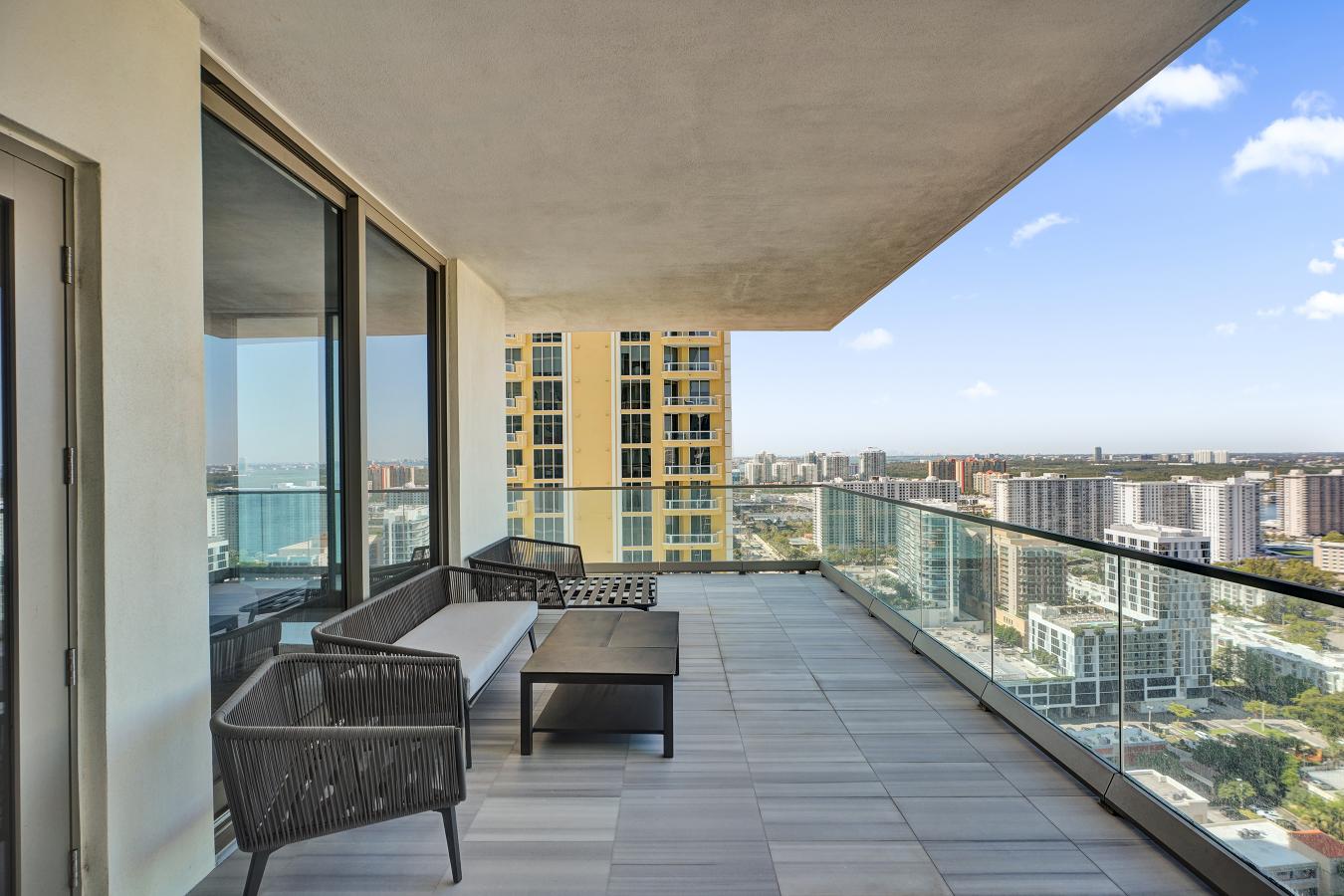 Sunny Isles Beach, Florida, 33160, United States, 5 Bedrooms Bedrooms, ,7 BathroomsBathrooms,Residential,For Sale,2045319
