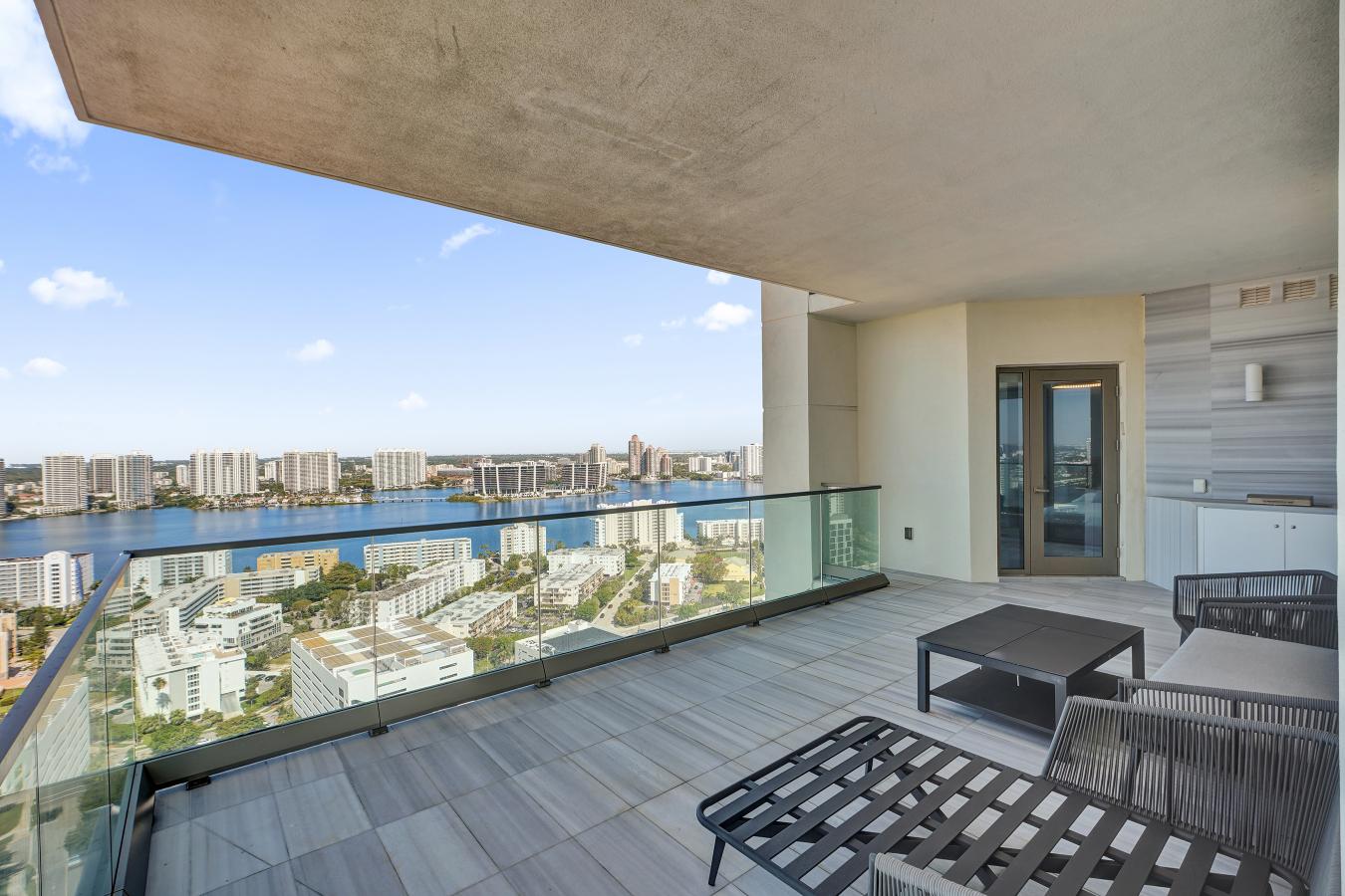 Sunny Isles Beach, Florida, 33160, United States, 5 Bedrooms Bedrooms, ,7 BathroomsBathrooms,Residential,For Sale,2045319