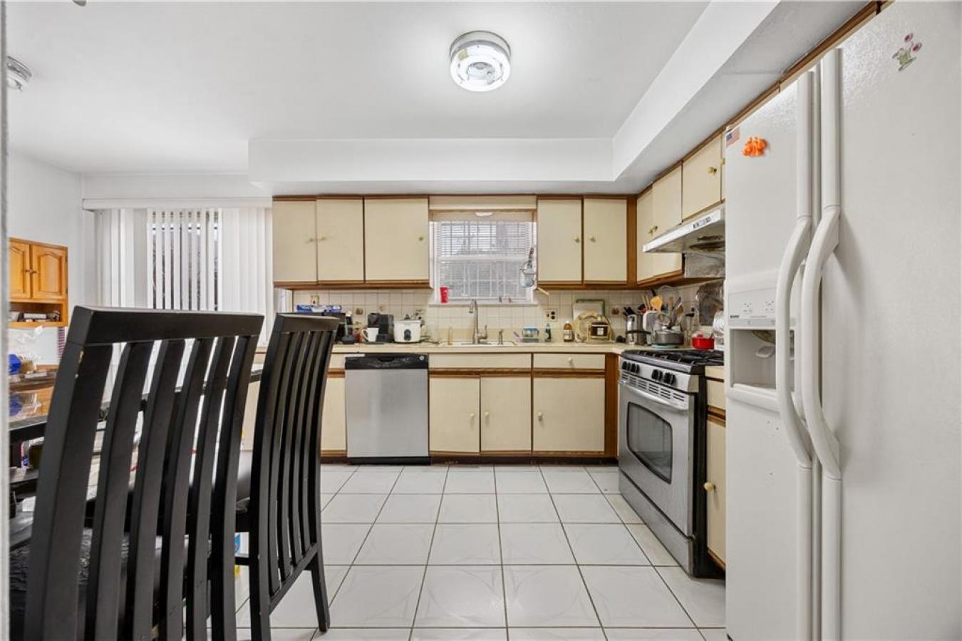 Staten Island, Staten Island, 10305, United States, ,Residential,For Sale,2001302