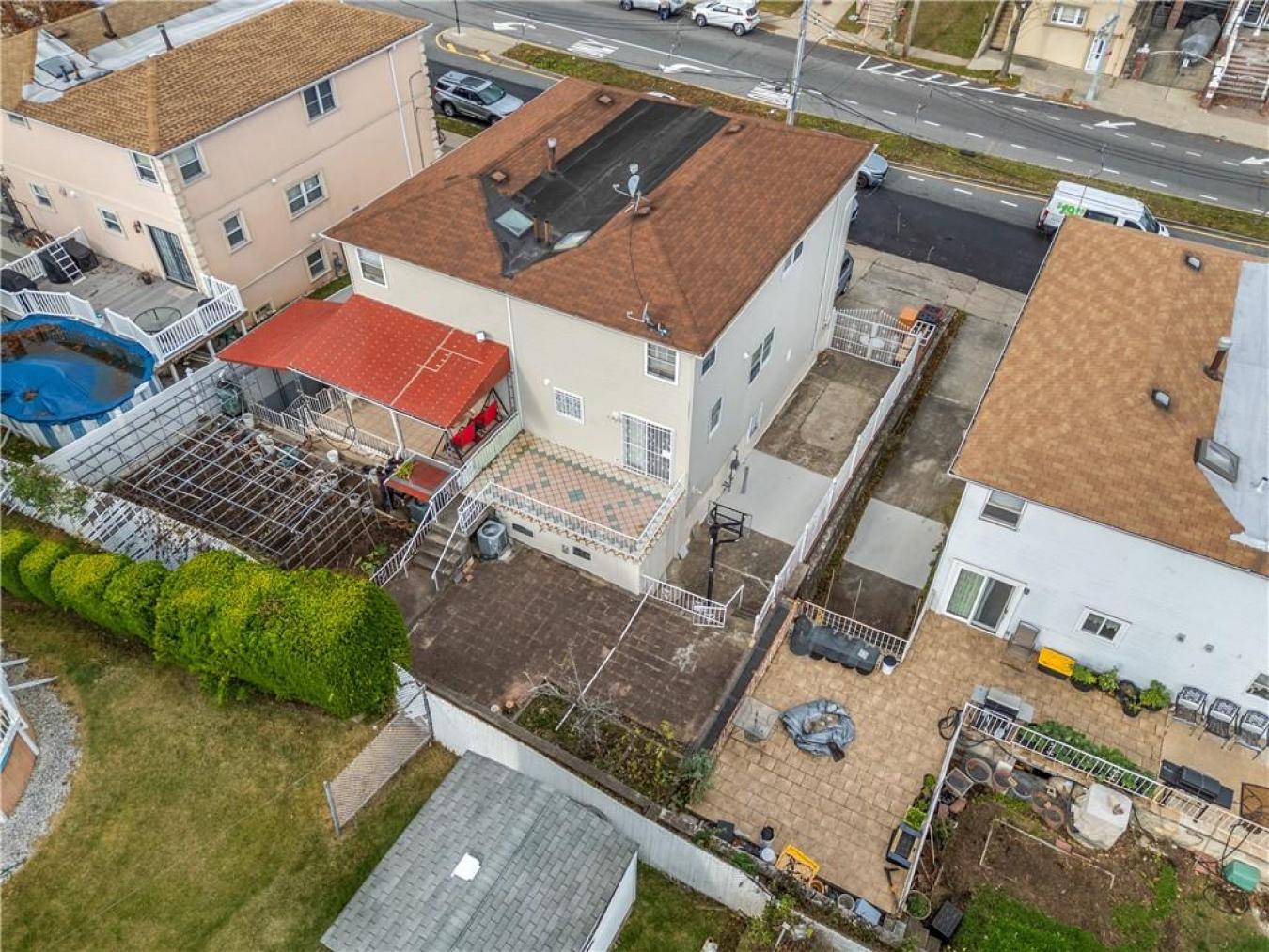 Staten Island, Staten Island, 10305, United States, ,Residential,For Sale,2001302