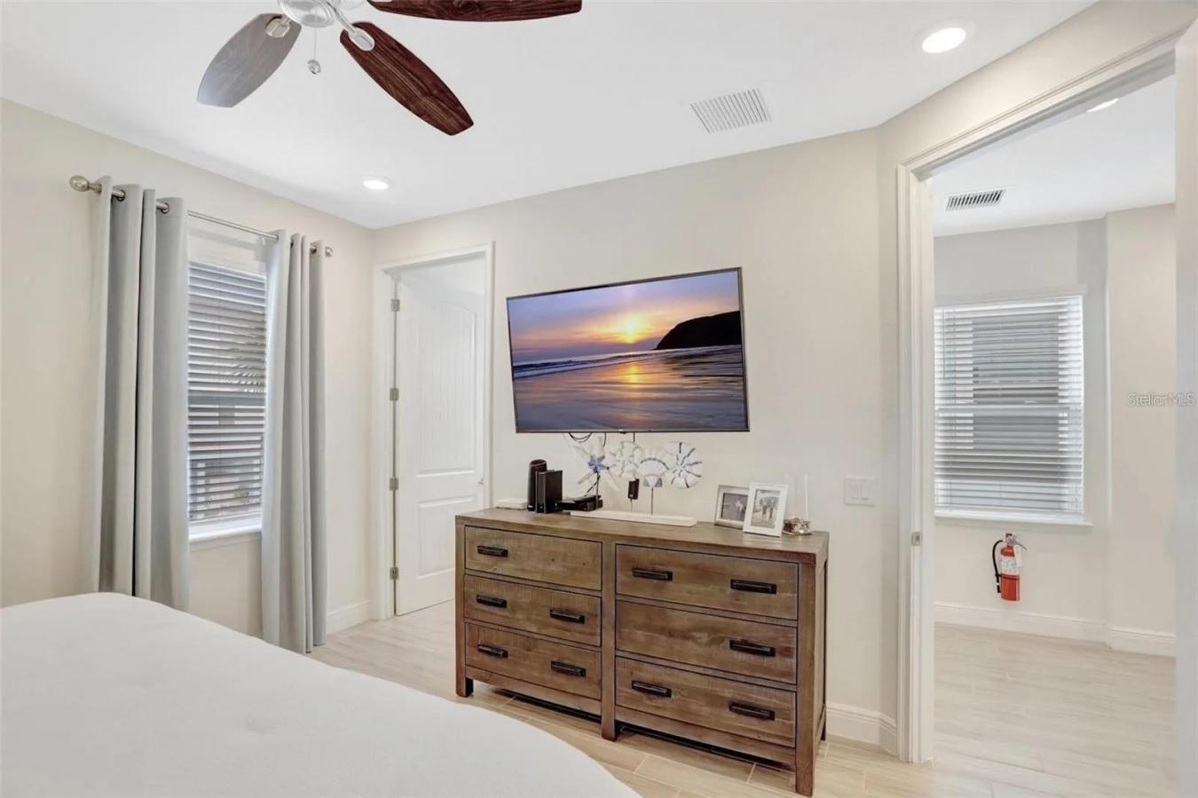 KISSIMMEE, Osceola, 34747, United States, ,Residential,For Sale,2001299