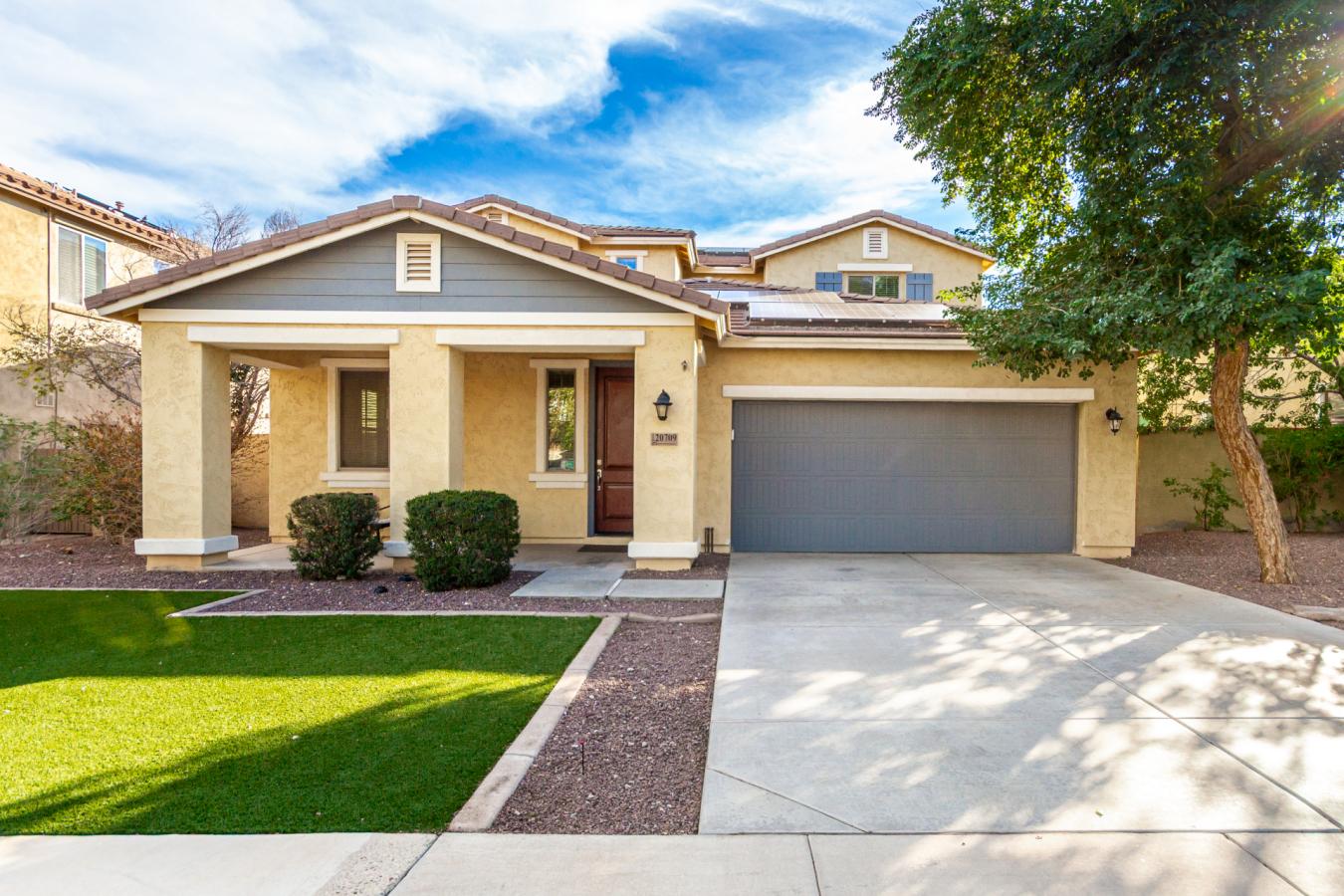 Buckeye, Maricopa, 85396, United States, 5 Bedrooms Bedrooms, ,4 BathroomsBathrooms,Residential,For Sale,2001293