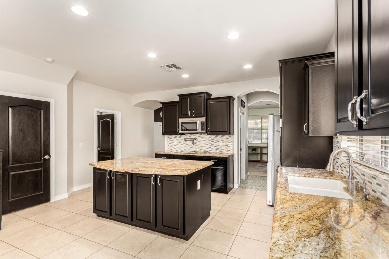 Buckeye, Maricopa, 85396, United States, 5 Bedrooms Bedrooms, ,4 BathroomsBathrooms,Residential,For Sale,2001293