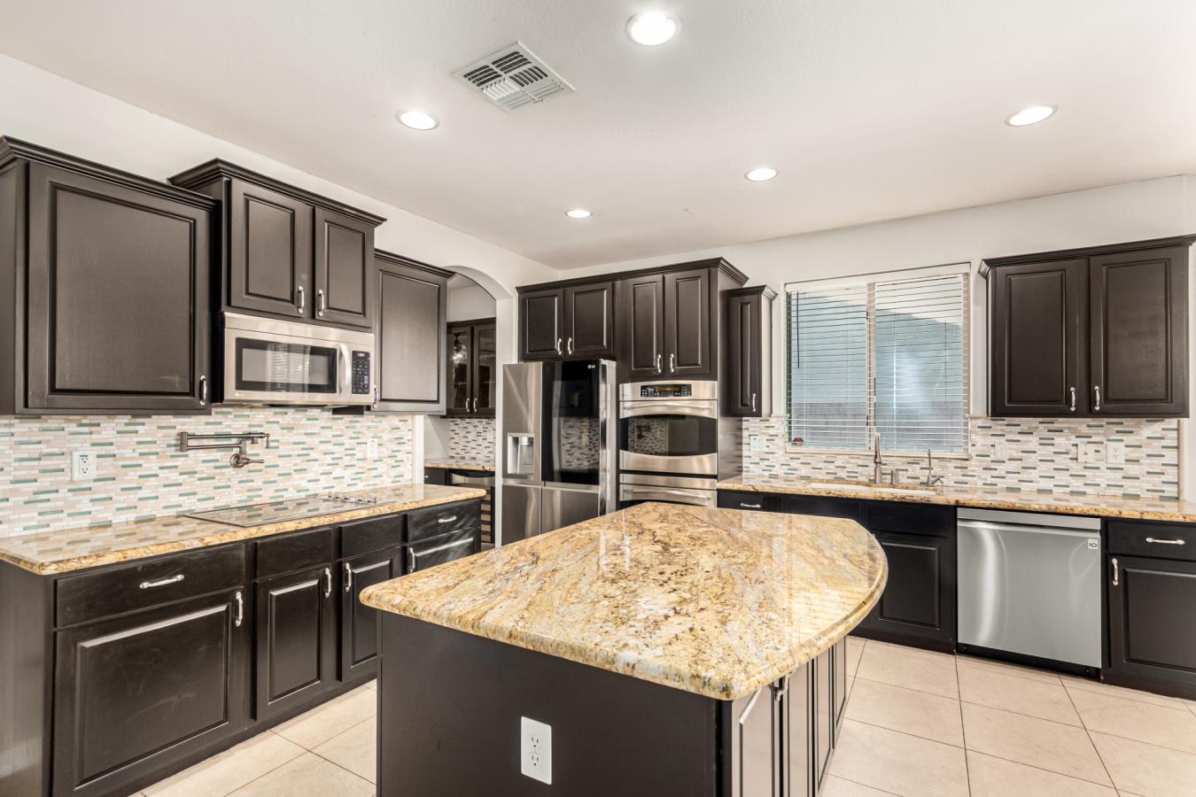 Buckeye, Maricopa, 85396, United States, 5 Bedrooms Bedrooms, ,4 BathroomsBathrooms,Residential,For Sale,2001293