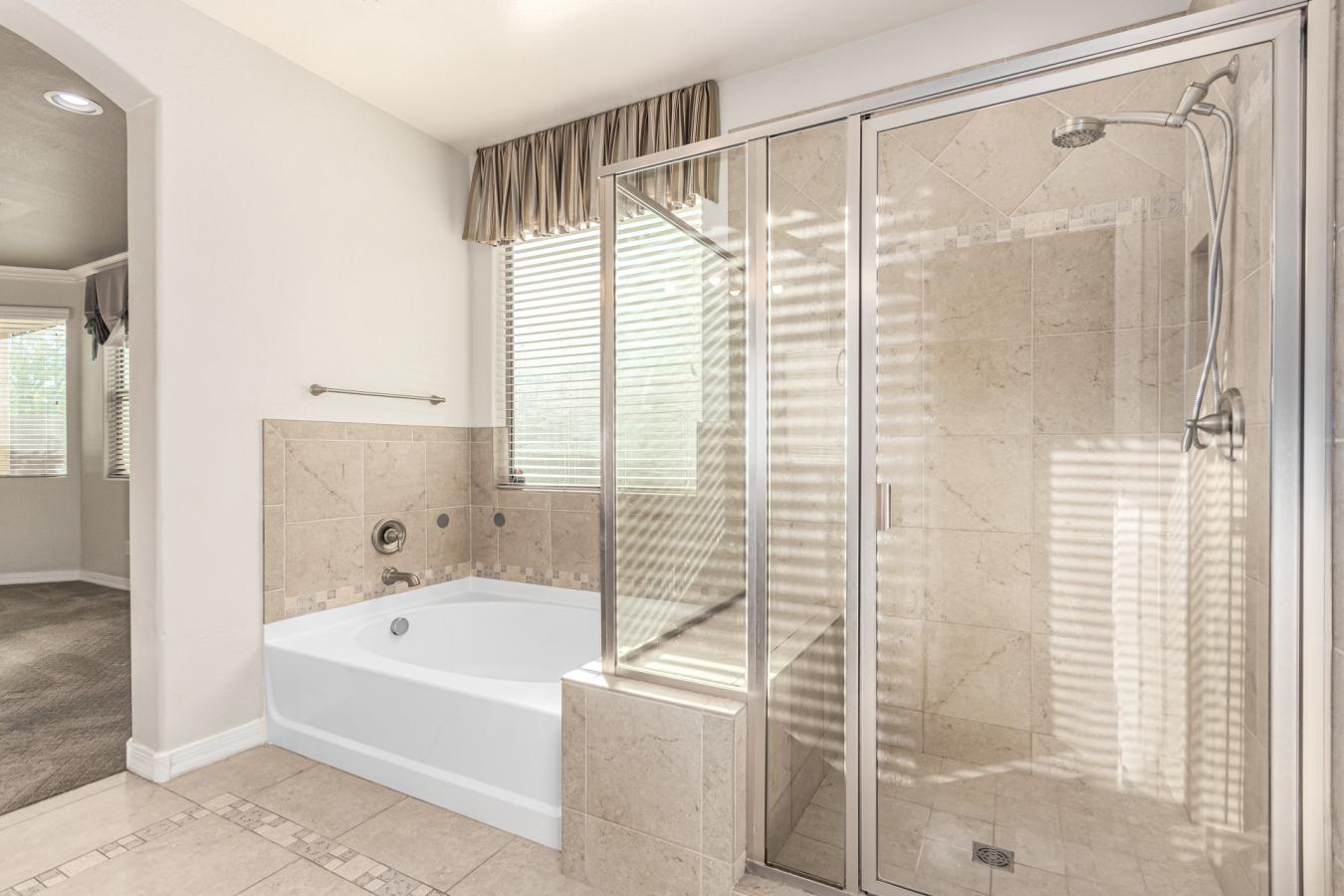 Buckeye, Maricopa, 85396, United States, 5 Bedrooms Bedrooms, ,4 BathroomsBathrooms,Residential,For Sale,2001293