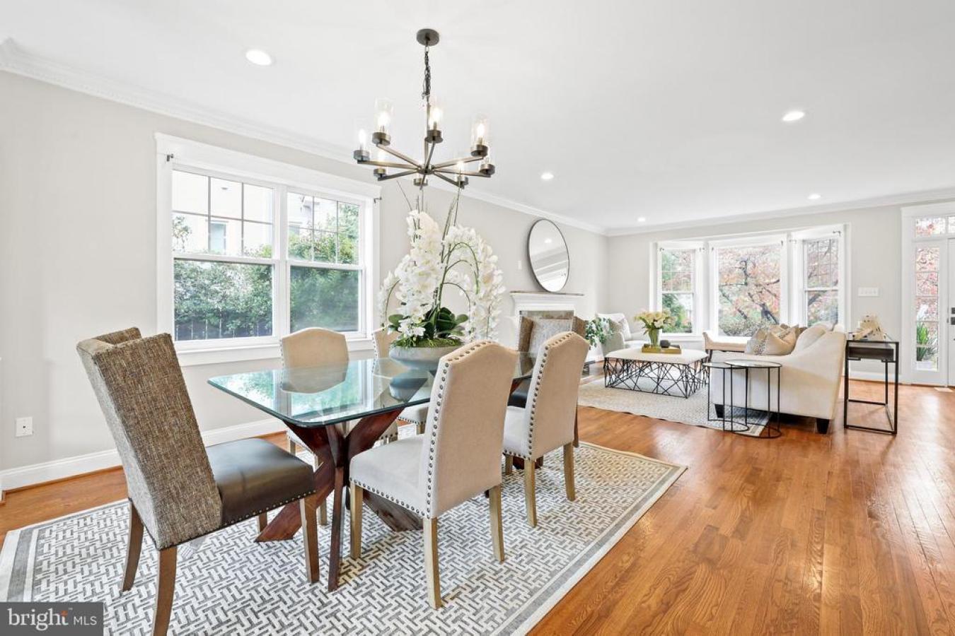 MCLEAN, Virginia, 22101, United States, 6 Bedrooms Bedrooms, ,4 BathroomsBathrooms,Residential,For Sale,2000145