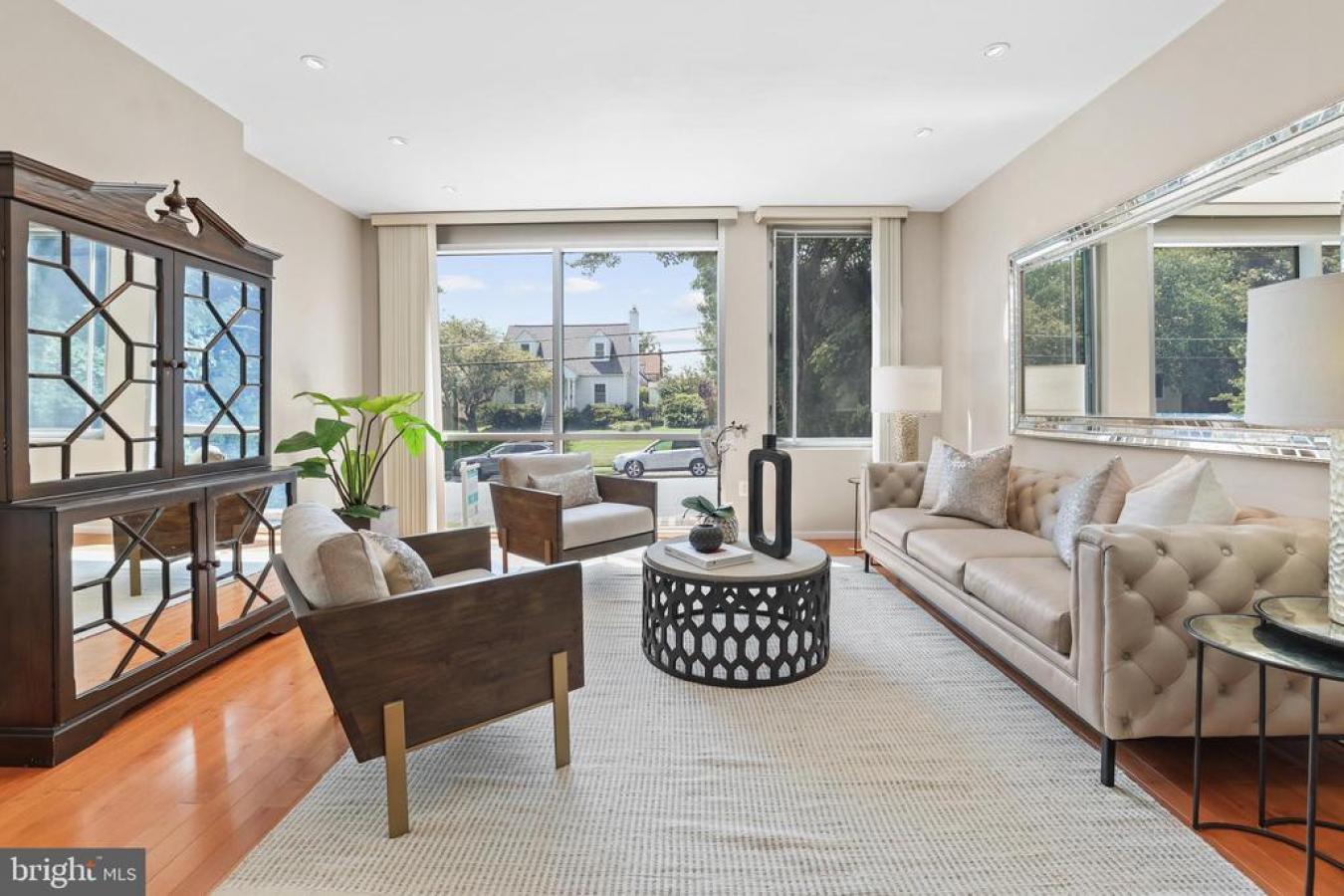 ARLINGTON, Virginia, 22205, United States, 4 Bedrooms Bedrooms, ,3 BathroomsBathrooms,Residential,For Sale,2000144