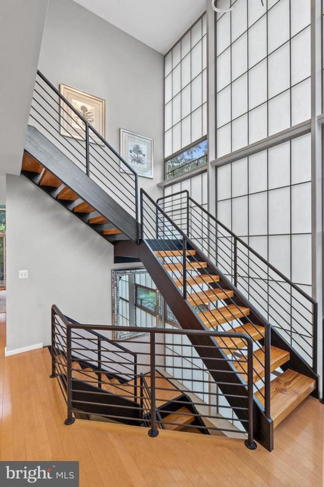 ARLINGTON, Virginia, 22205, United States, 4 Bedrooms Bedrooms, ,3 BathroomsBathrooms,Residential,For Sale,2000144