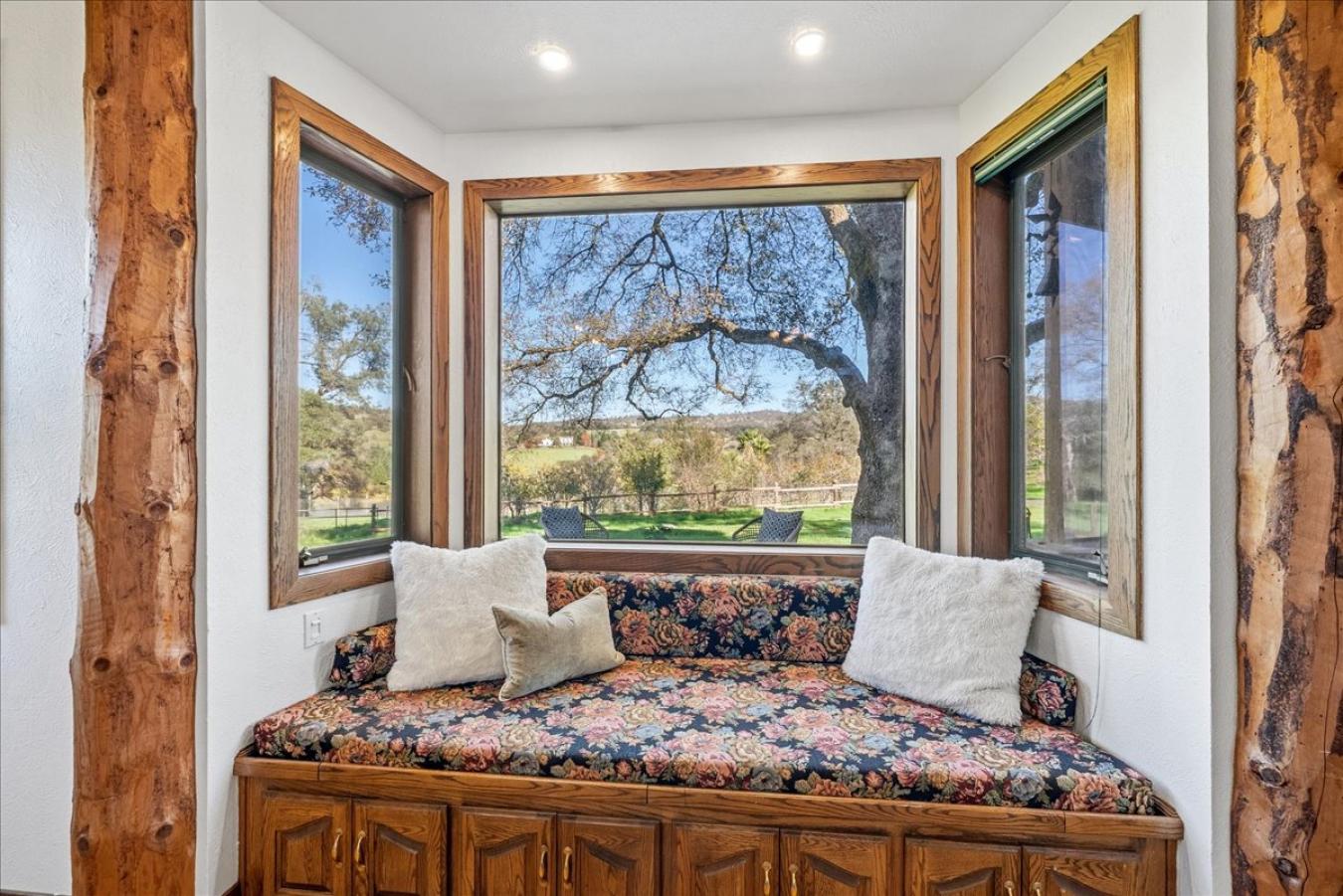 Lincoln, Placer, 95648, United States, 4 Bedrooms Bedrooms, ,3 BathroomsBathrooms,Residential,For Sale,2001290