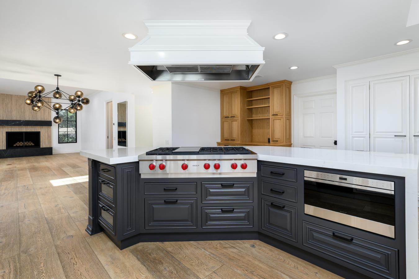 Thousand Oaks, Ventura, 91361, United States, 4 Bedrooms Bedrooms, ,4 BathroomsBathrooms,Residential,For Sale,2001289