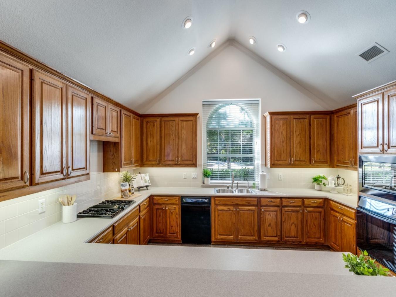 Plano, Collin, 75025, United States, 1 Bedroom Bedrooms, ,2 BathroomsBathrooms,Residential,For Sale,2001295