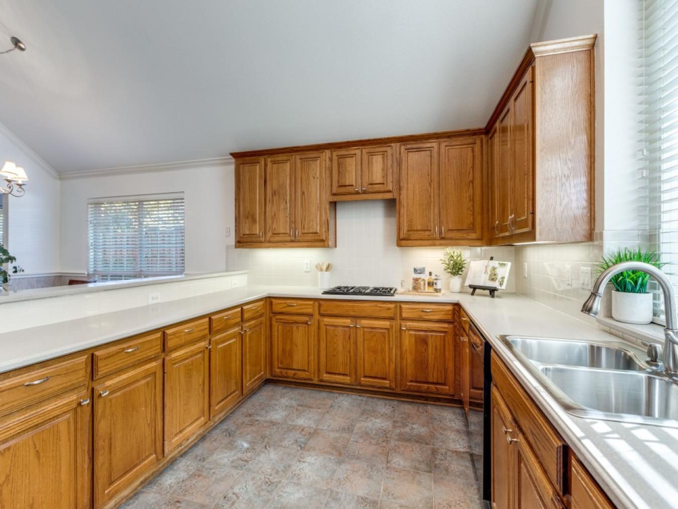 Plano, Collin, 75025, United States, 1 Bedroom Bedrooms, ,2 BathroomsBathrooms,Residential,For Sale,2001295