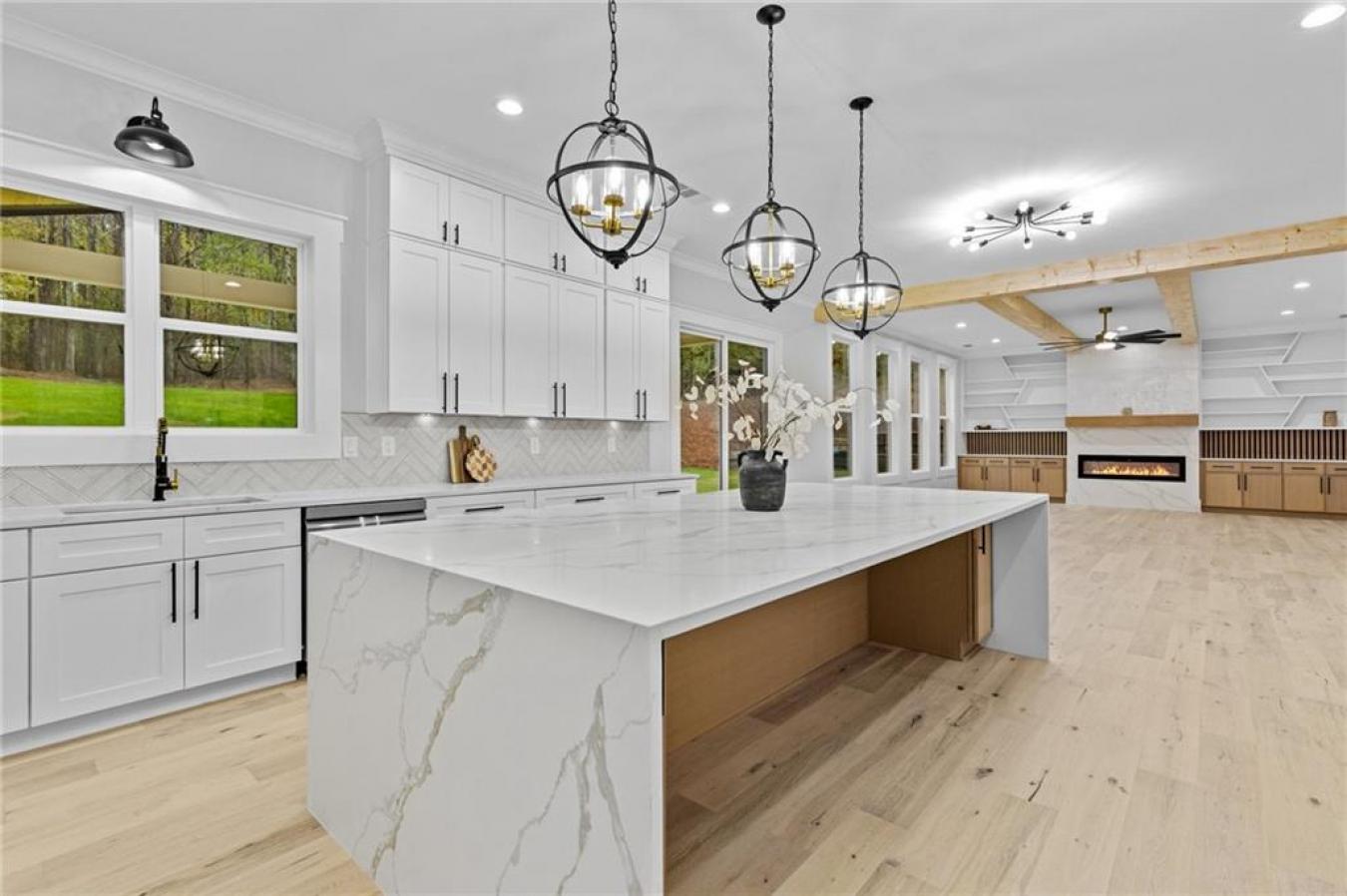 Winder, Barrow - GA, 30680, United States, 5 Bedrooms Bedrooms, ,4 BathroomsBathrooms,Residential,For Sale,2001288