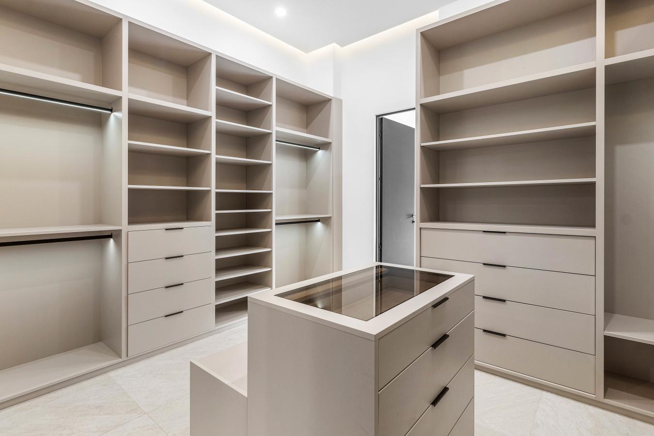 Parkland, Broward, 33067, United States, 7 Bedrooms Bedrooms, ,8 BathroomsBathrooms,Residential,For Sale,2001286