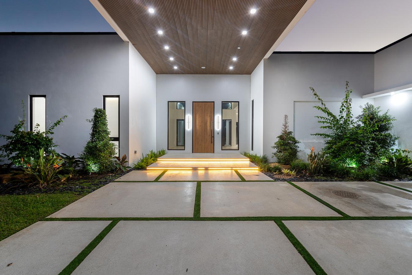 Parkland, Broward, 33067, United States, 7 Bedrooms Bedrooms, ,8 BathroomsBathrooms,Residential,For Sale,2001286