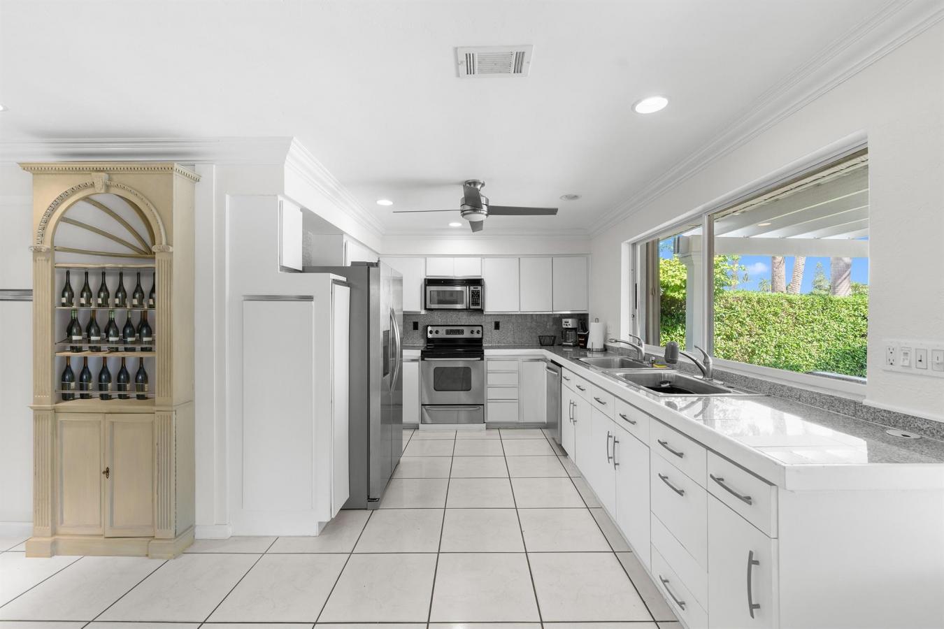 Delray Beach, Palm Beach, 33483, United States, 2 Bedrooms Bedrooms, ,2 BathroomsBathrooms,Residential,For Sale,2001284