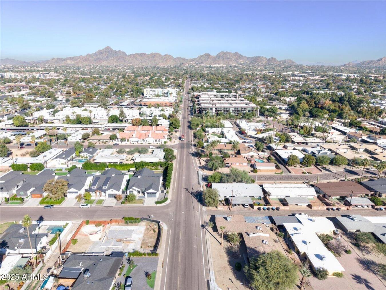 Phoenix, Maricopa, 85018, United States, 5 Bedrooms Bedrooms, ,9 BathroomsBathrooms,Residential,For Sale,2001283