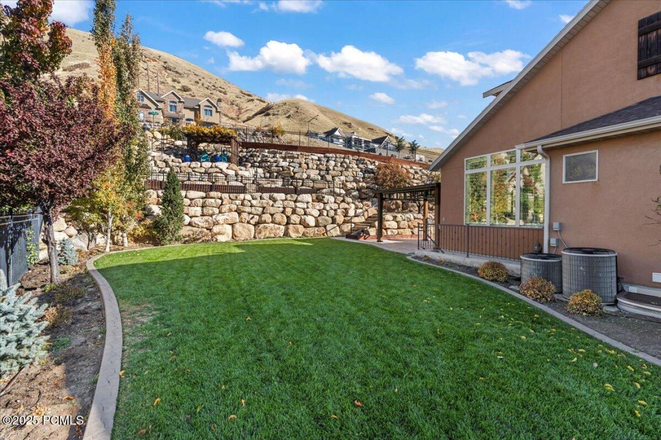 Springville, Utah, 84663, United States, ,Residential,For Sale,2001277