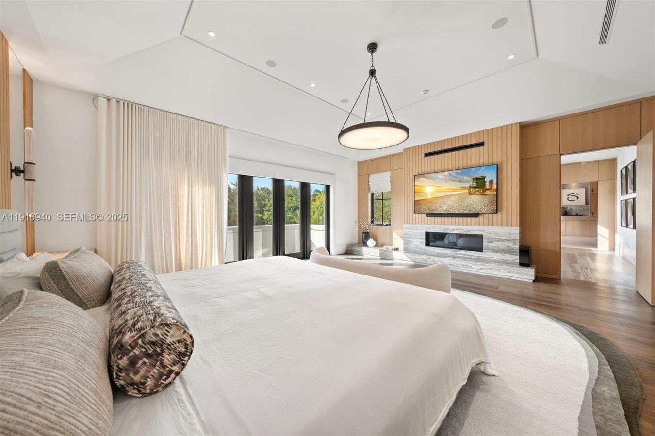 Pinecrest, Florida, 33156, United States, 7 Bedrooms Bedrooms, ,6 BathroomsBathrooms,Residential,For Sale,2001597