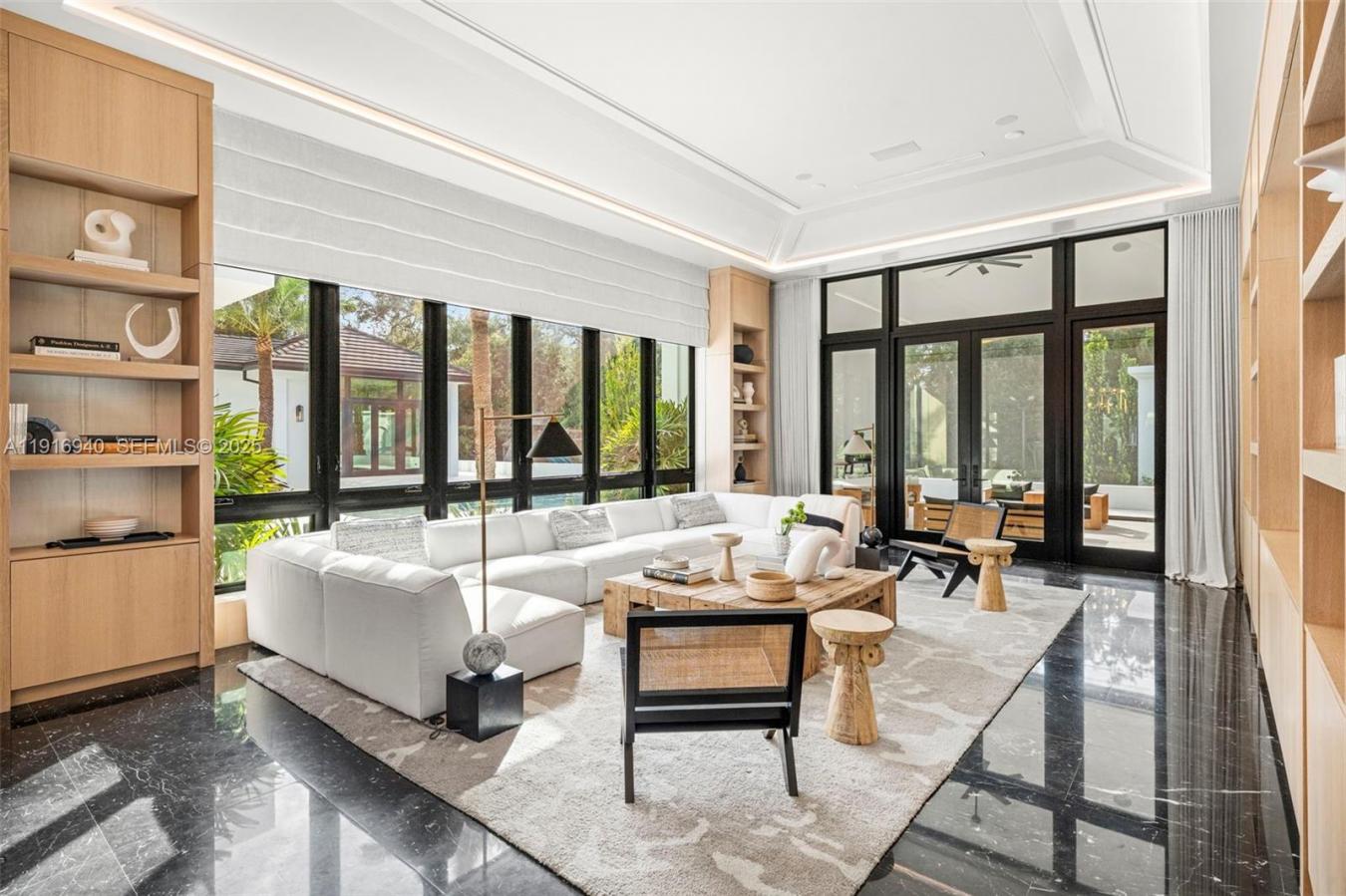 Pinecrest, Florida, 33156, United States, 7 Bedrooms Bedrooms, ,6 BathroomsBathrooms,Residential,For Sale,2001597