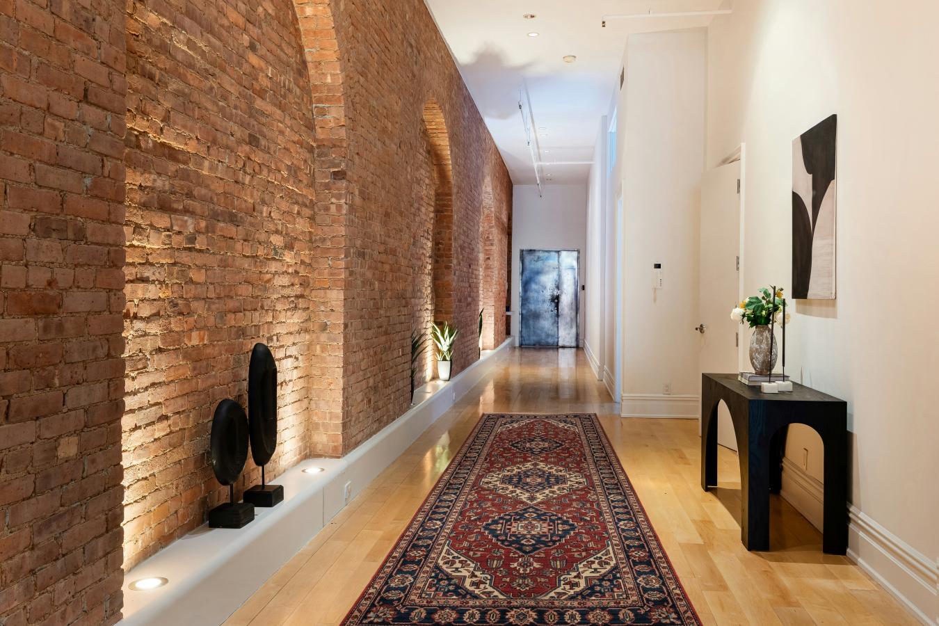 Soho, New York, 10012, United States, 2 Bedrooms Bedrooms, ,2 BathroomsBathrooms,Residential,For Sale,2001275