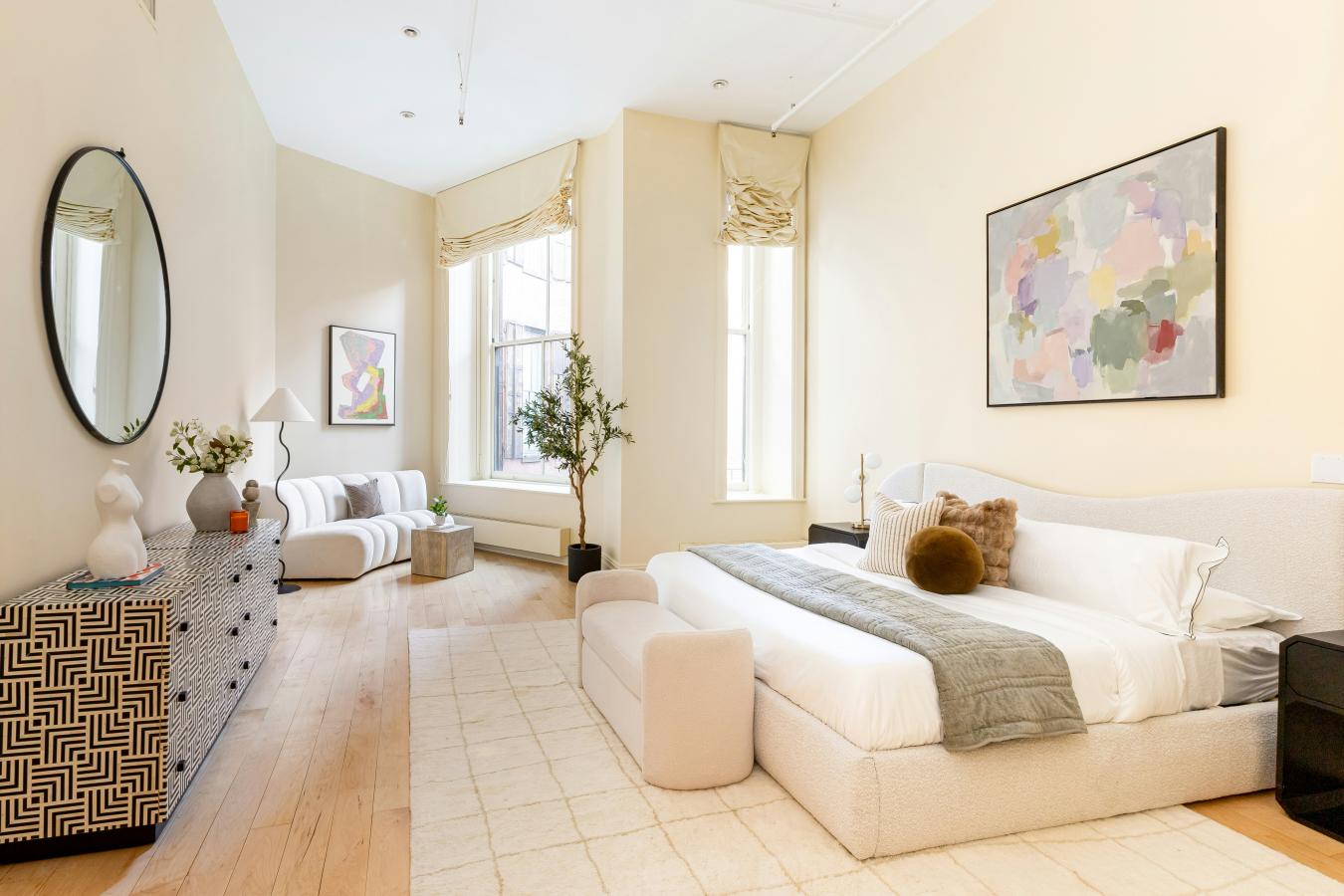 Soho, New York, 10012, United States, 2 Bedrooms Bedrooms, ,2 BathroomsBathrooms,Residential,For Sale,2001275