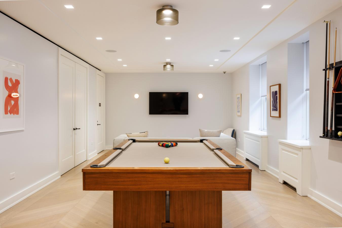 New York, New York, 10024, United States, 3 Bedrooms Bedrooms, ,3 BathroomsBathrooms,Residential,For Sale,2001271