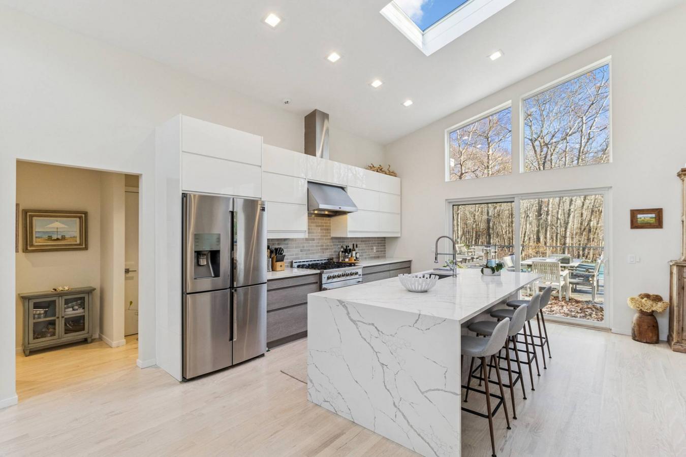 East Hampton, New York, 11937, United States, 4 Bedrooms Bedrooms, ,4 BathroomsBathrooms,Residential,For Sale,2001268