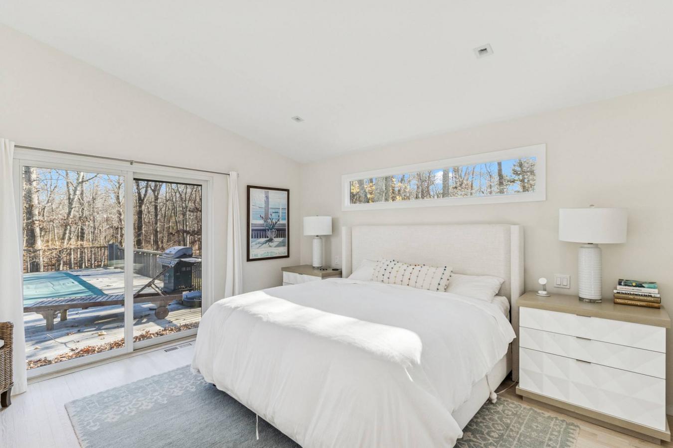 East Hampton, New York, 11937, United States, 4 Bedrooms Bedrooms, ,4 BathroomsBathrooms,Residential,For Sale,2001268