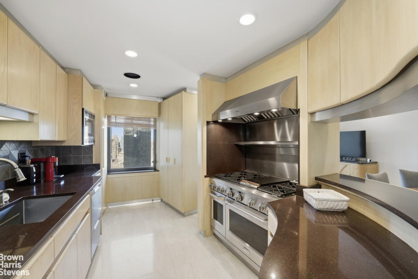 New York, New York, 10022, United States, 3 Bedrooms Bedrooms, ,4 BathroomsBathrooms,Residential,For Sale,2001266