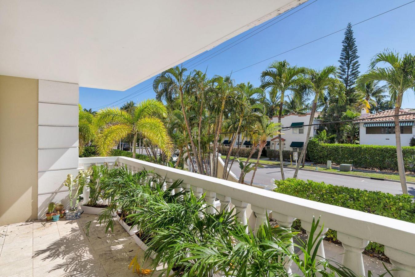 Palm Beach, Florida, 33480, United States, 3 Bedrooms Bedrooms, ,2 BathroomsBathrooms,Residential,For Sale,2001267
