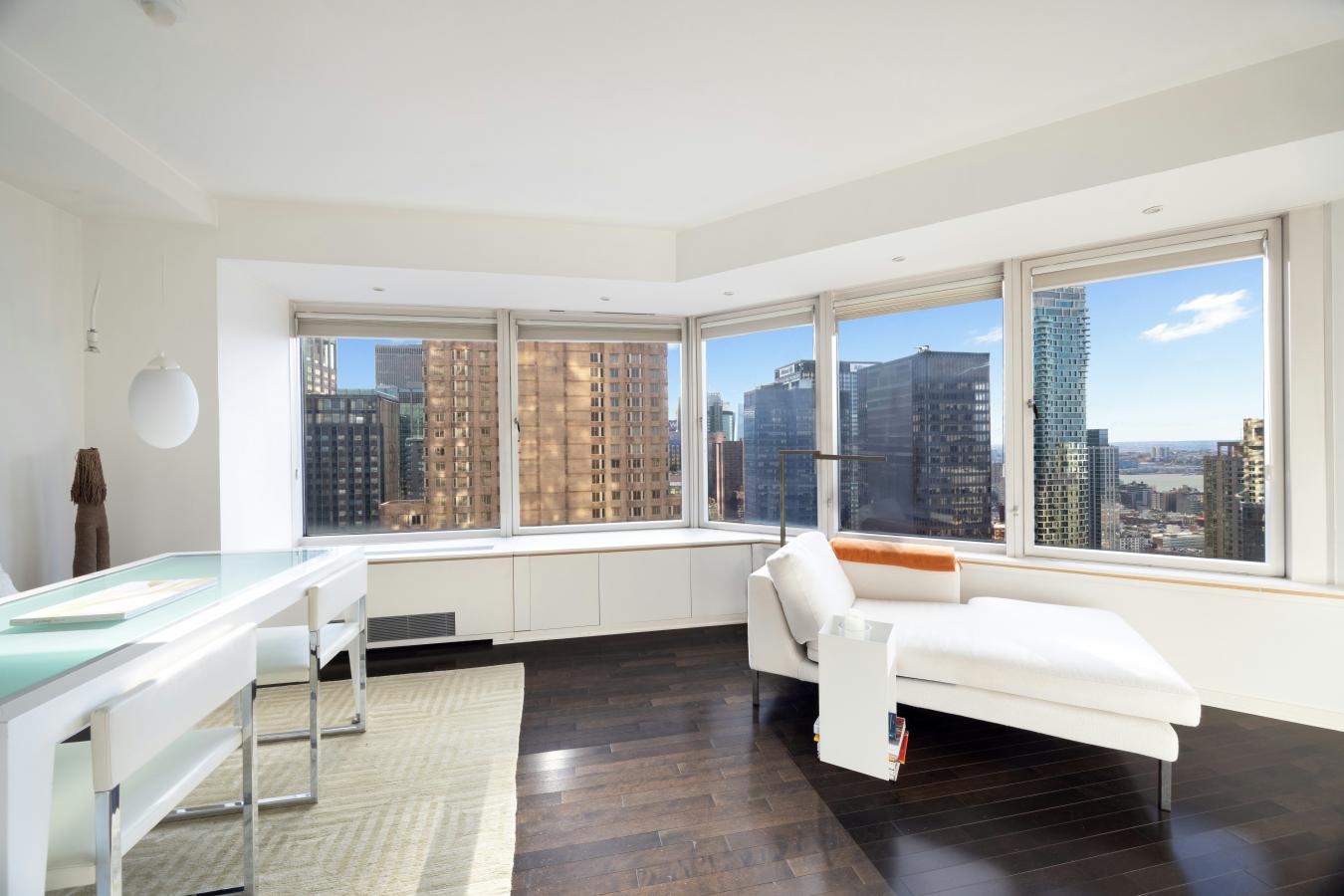 New York, New York, 10019, United States, 2 Bedrooms Bedrooms, ,2 BathroomsBathrooms,Residential,For Sale,2001258