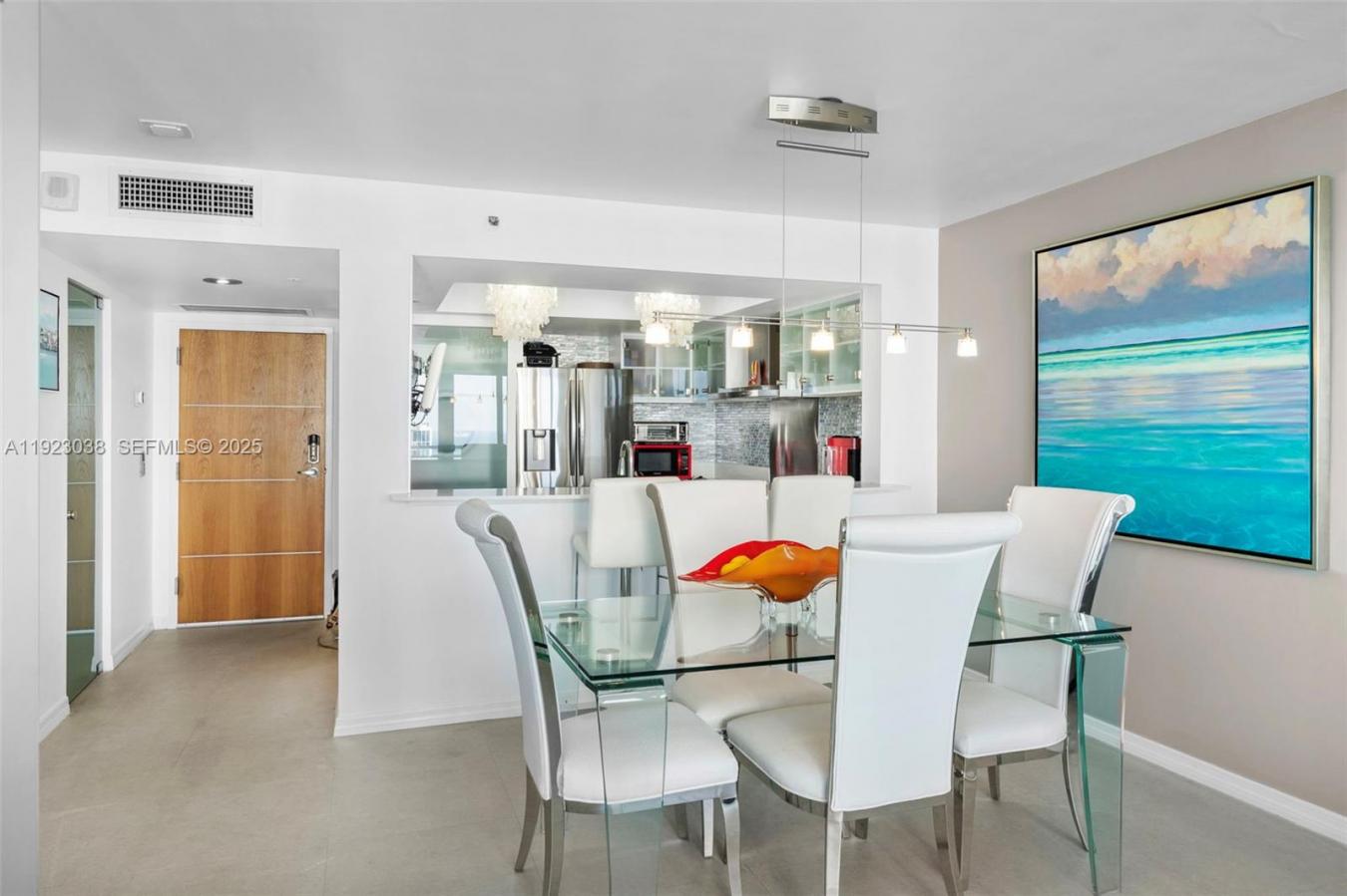 Miami Beach, Florida, 33139, United States, 1 Bedroom Bedrooms, ,1 BathroomBathrooms,Residential,For Sale,2001595