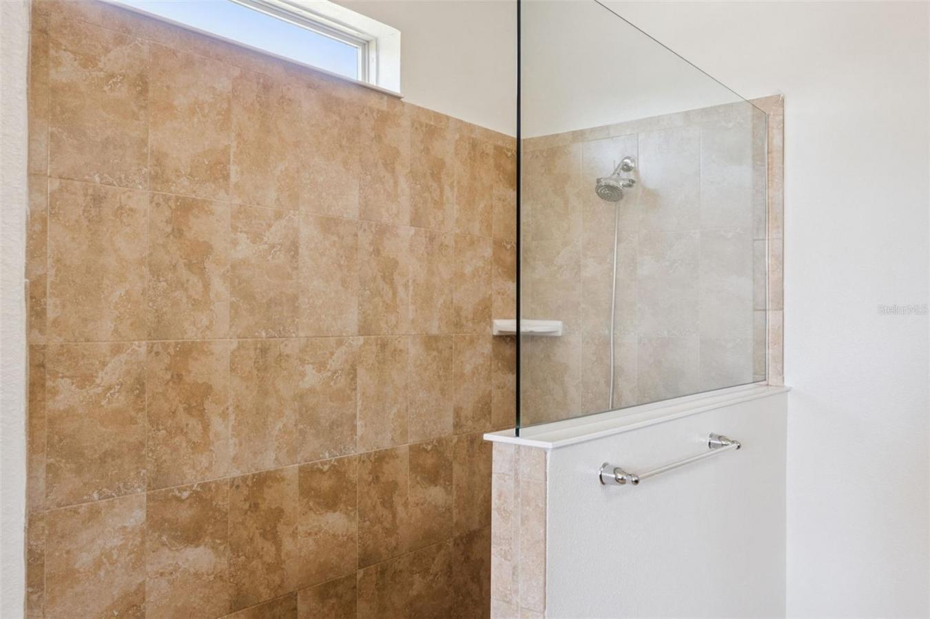 Discover the perfect blend of comfort, privacy, and resort-style livin – image 16