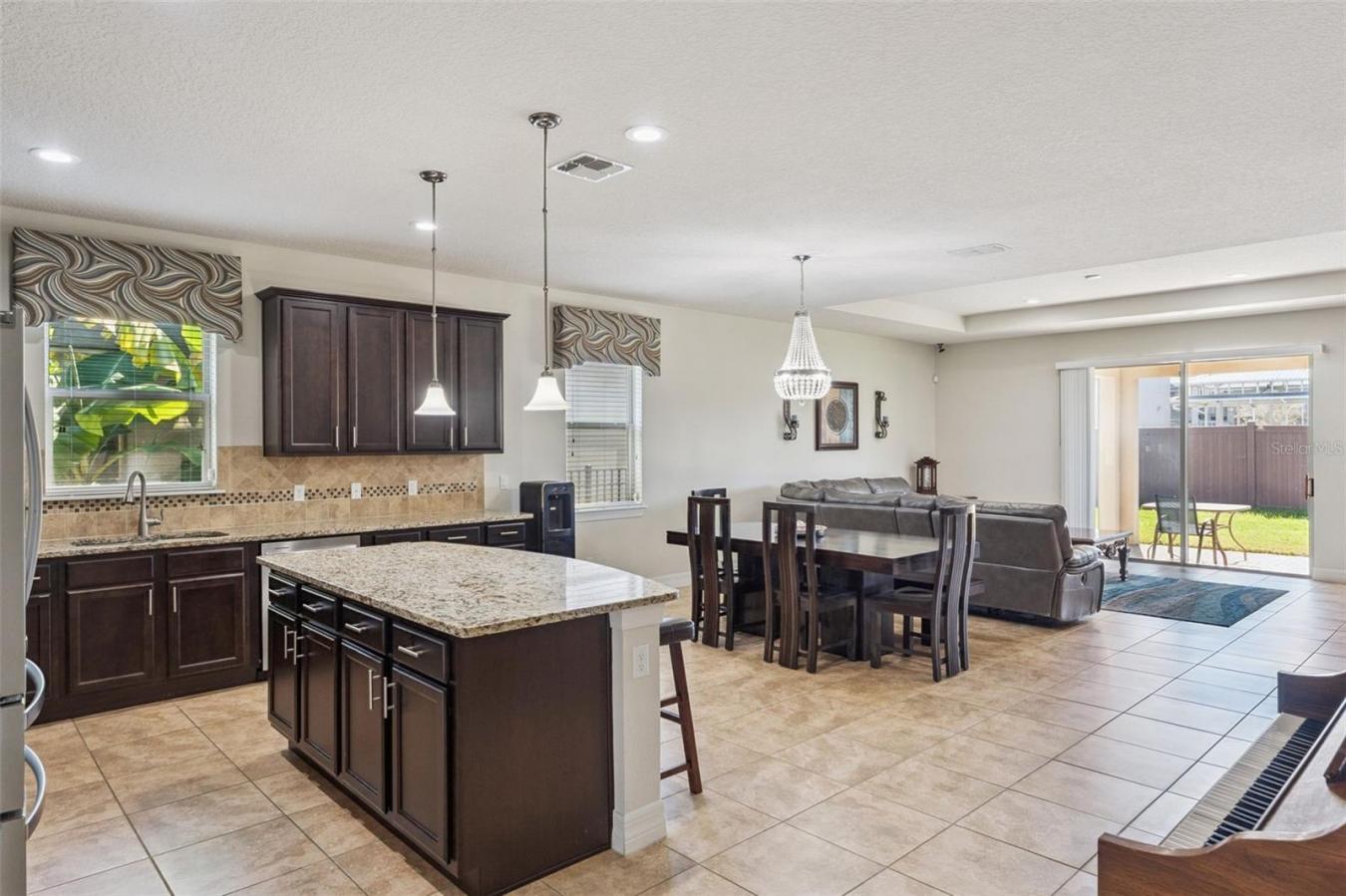 Discover the perfect blend of comfort, privacy, and resort-style livin – image 19