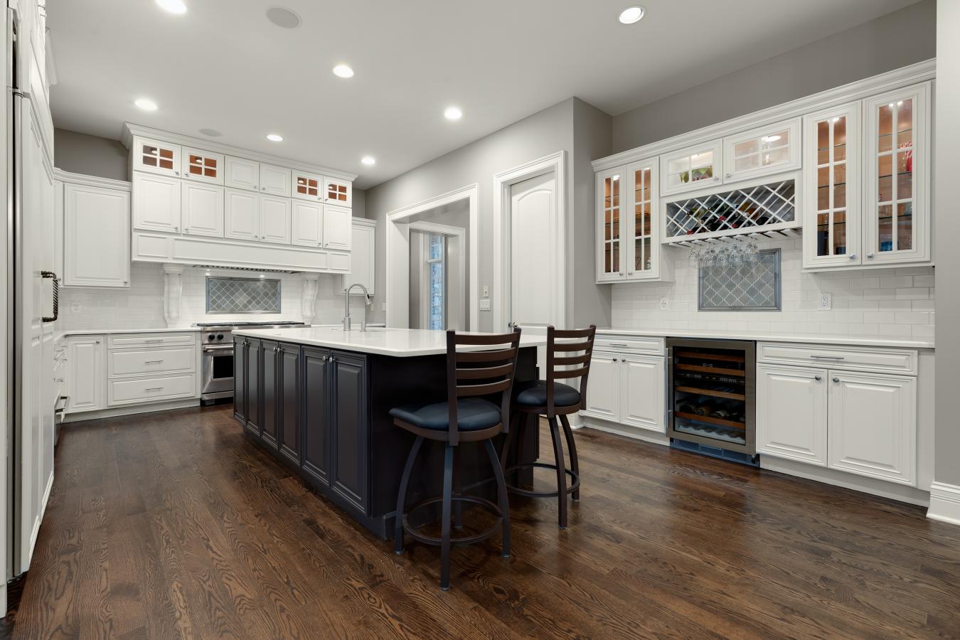 Town and Country, Missouri, 63131, United States, 5 Bedrooms Bedrooms, ,5 BathroomsBathrooms,Residential,For Sale,2001594