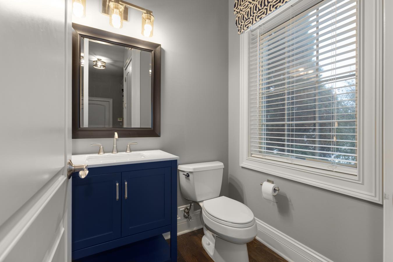 Town and Country, Missouri, 63131, United States, 5 Bedrooms Bedrooms, ,5 BathroomsBathrooms,Residential,For Sale,2001594