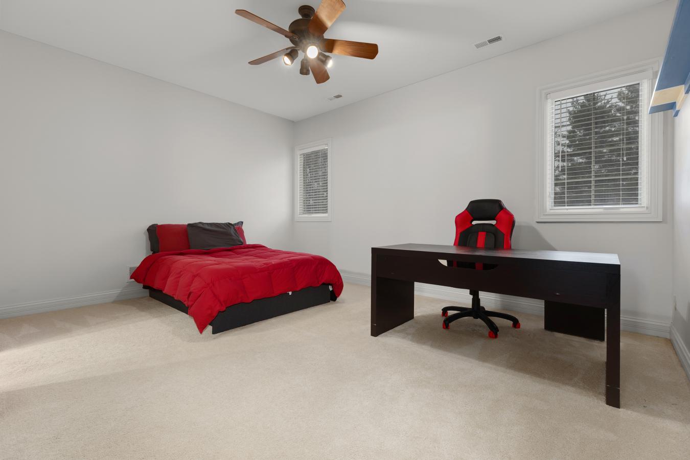 Town and Country, Missouri, 63131, United States, 5 Bedrooms Bedrooms, ,5 BathroomsBathrooms,Residential,For Sale,2001594