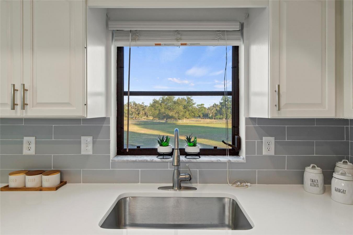 SARASOTA, Sarasota, 34240, United States, 4 Bedrooms Bedrooms, ,3 BathroomsBathrooms,Residential,For Sale,2001593