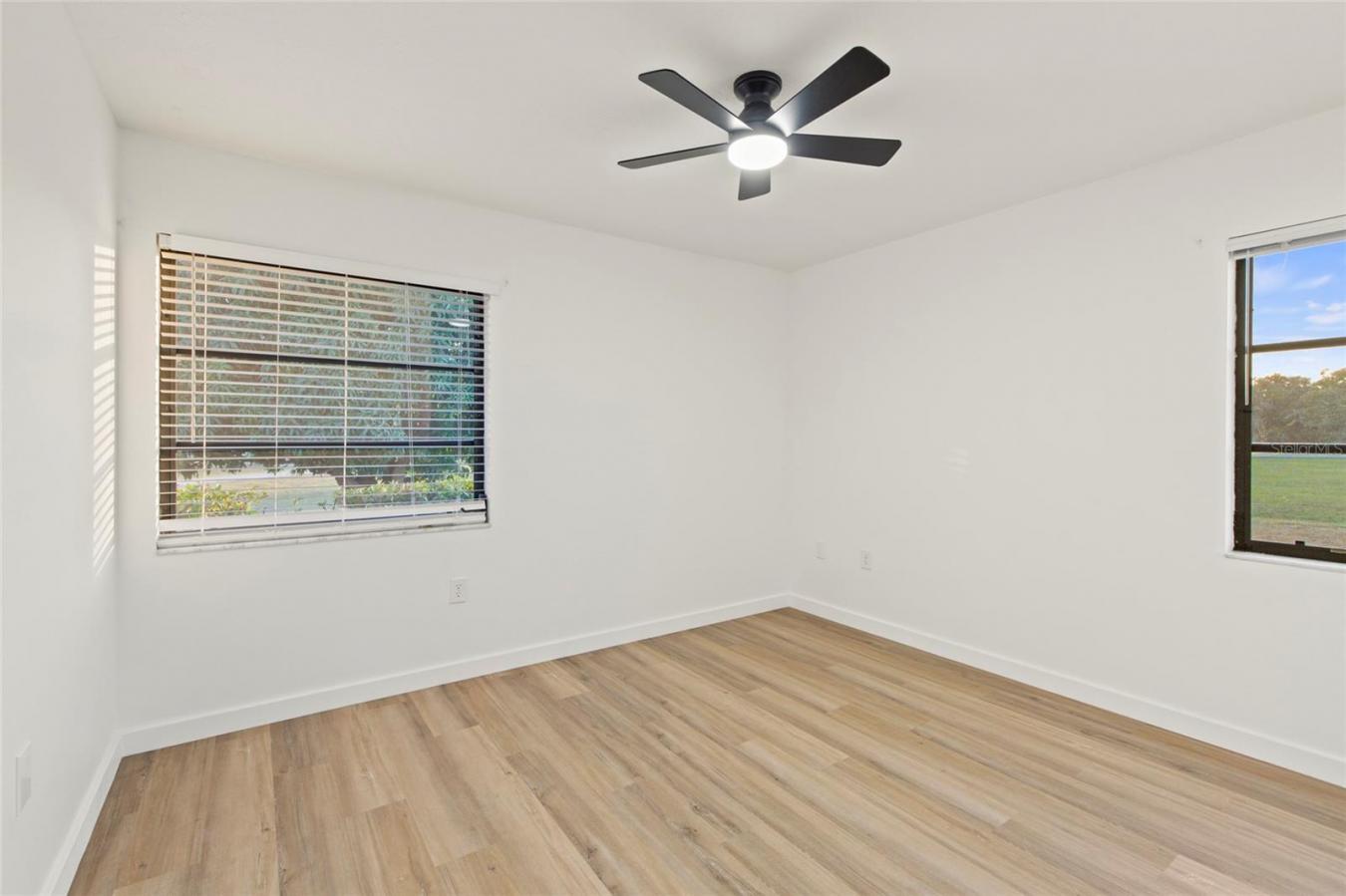 SARASOTA, Sarasota, 34240, United States, 4 Bedrooms Bedrooms, ,3 BathroomsBathrooms,Residential,For Sale,2001593